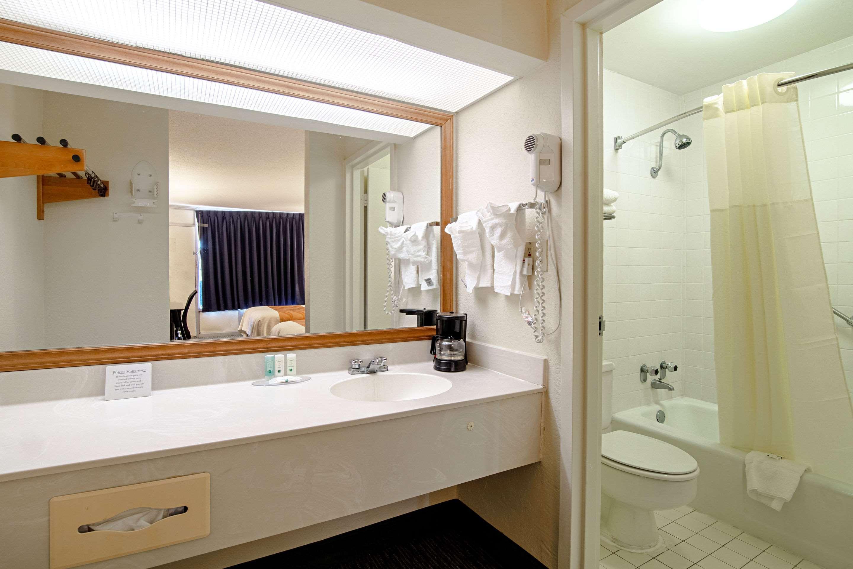 Quality Inn St George I-95 St. George Eksteriør billede